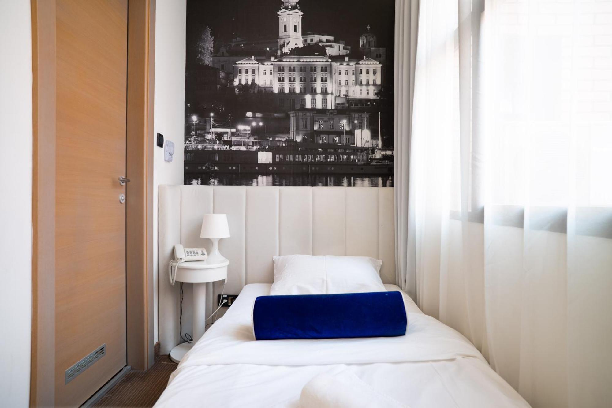 Hotel Passport Belgrade Extérieur photo